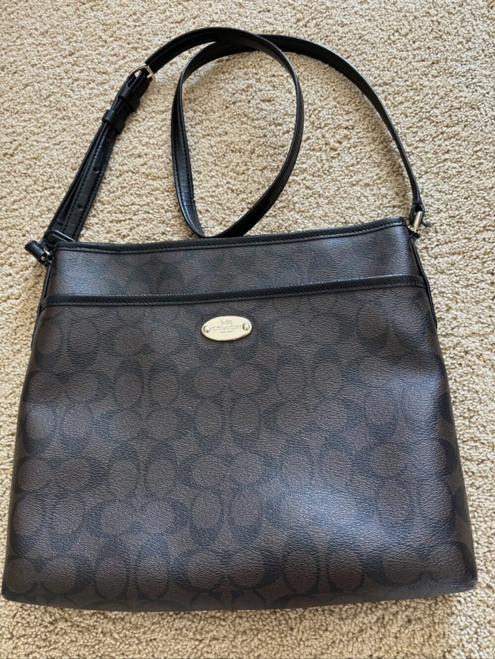 👜 Coach Brown & Black Signature Monogram File Crossbody Shoulder Bag